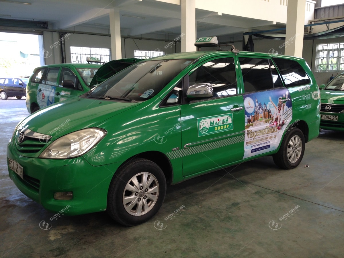 Vinpearl Land quảng cáo trên xe taxi Mai Linh TPHCM