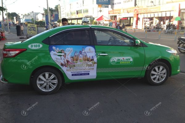 Vinpearl Land quảng cáo trên xe taxi Mai Linh Nha Trang