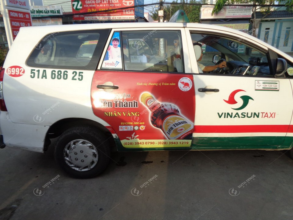 Quảng cáo trên taxi Vinasun sản phẩm Nước mắm Liên Thành tại TP Hồ Chí Minh
