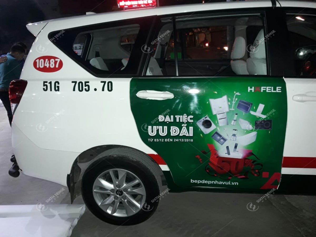 Đại tiệc ưu đãi Hafele quảng cáo trên taxi Vinasun