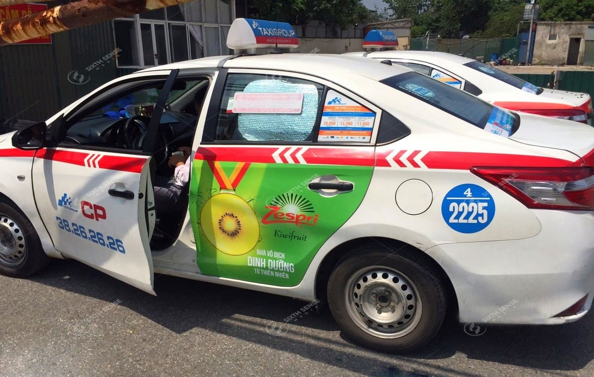 Quảng cáo trên xe taxi Group tại Hà Nội cho Kiwi Zespri