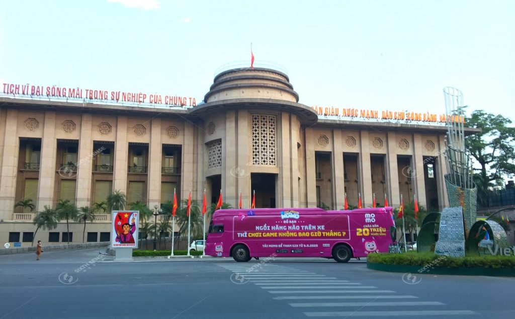 tổ chức roadshow