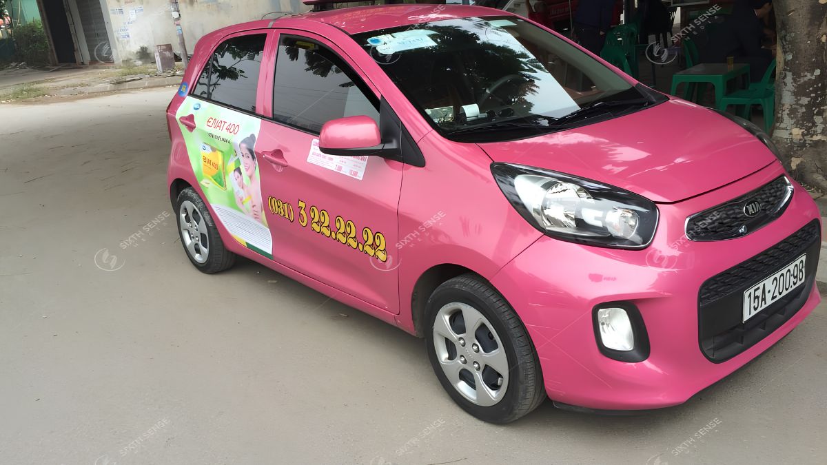 Màu sắc đồng bộ giúp biển quảng cáo nổi bật và tăng khả năng nhận diện thương hiệu. (Nguồn: Dự án SSM)
